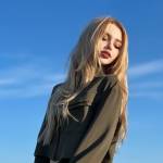 Leona profile picture