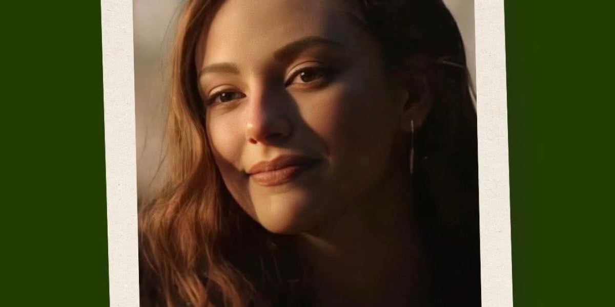 Freya Roberts
