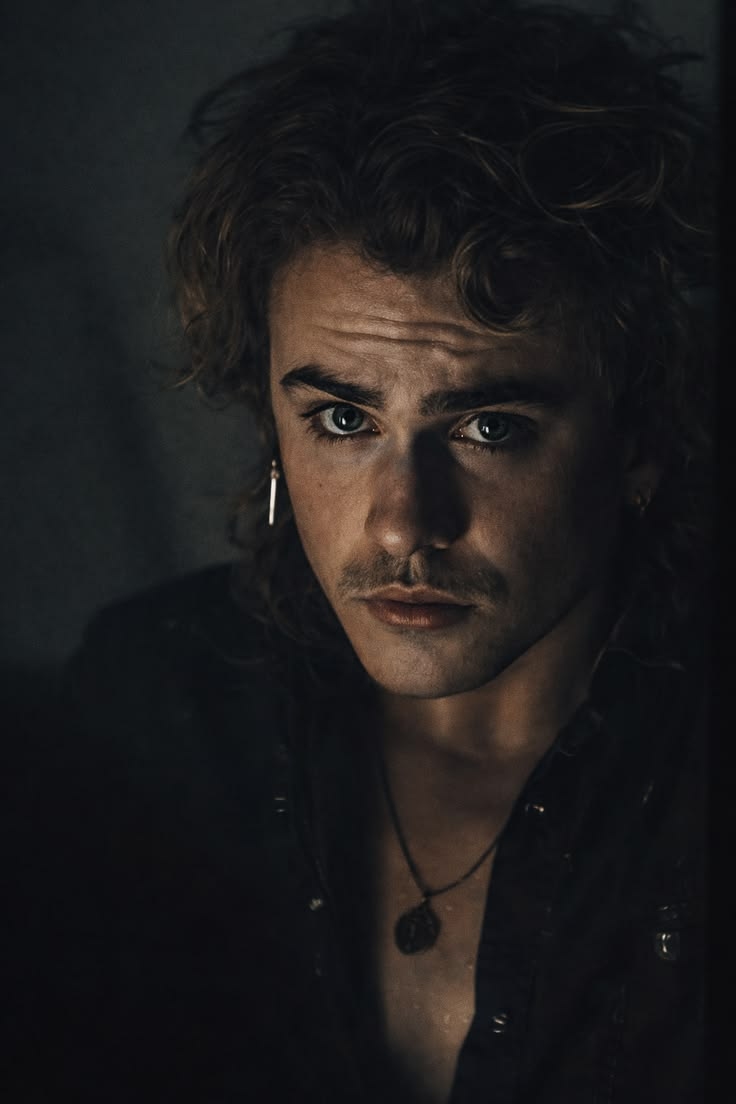 Rowan Blackwood Profile Picture