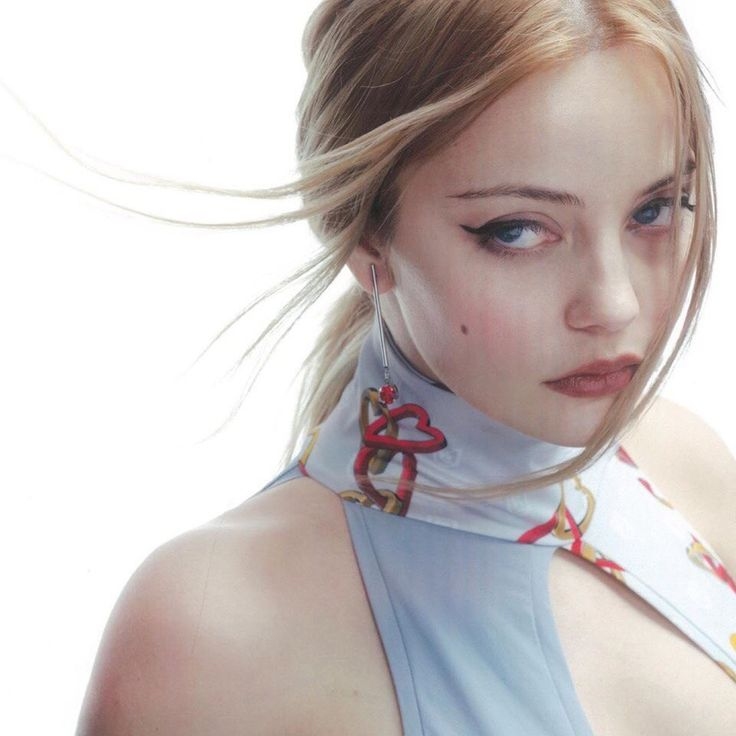 Luna Novak Profile Picture